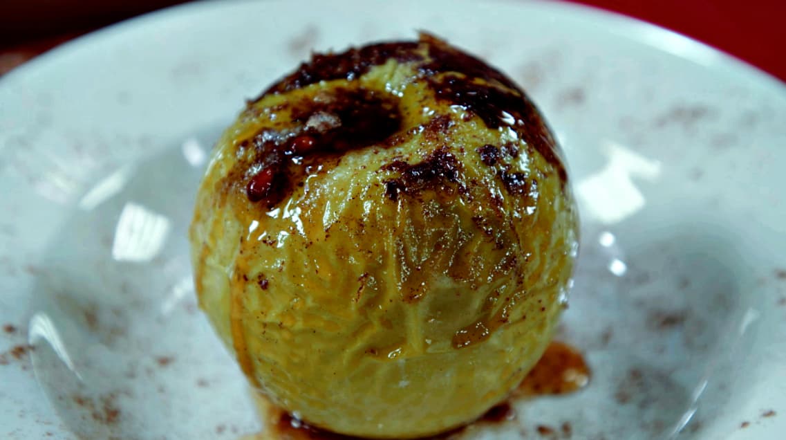 Manzanas horneadas con canela 