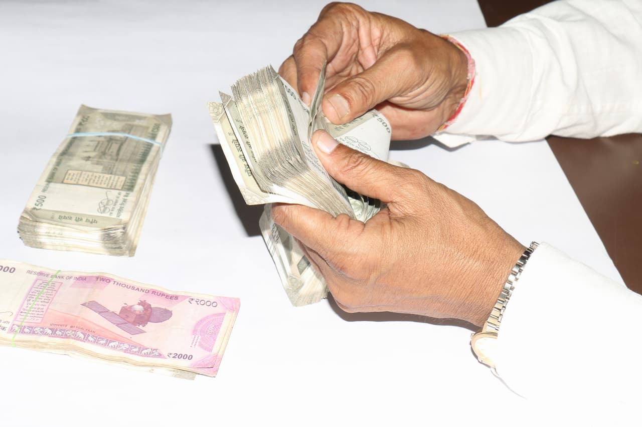 Archivos filtrados: Bancos globales consienten a oligarcas, narcotraficantes y terroristas en medio de un boom del lavado de dinero