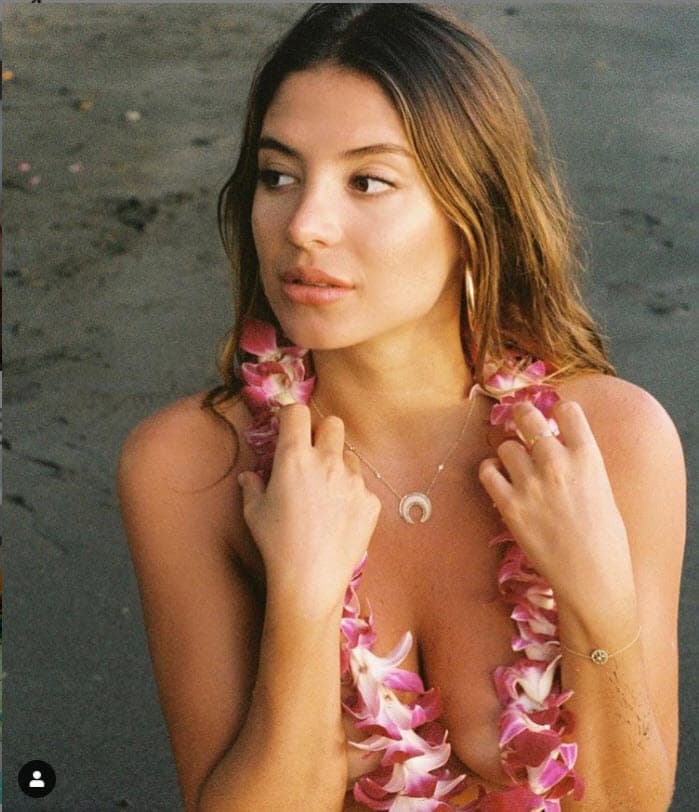 Una vez más, la modelo australiana, de 26 años, puso un alto a los rumores que la señalan de haber sido infiel.
<br>