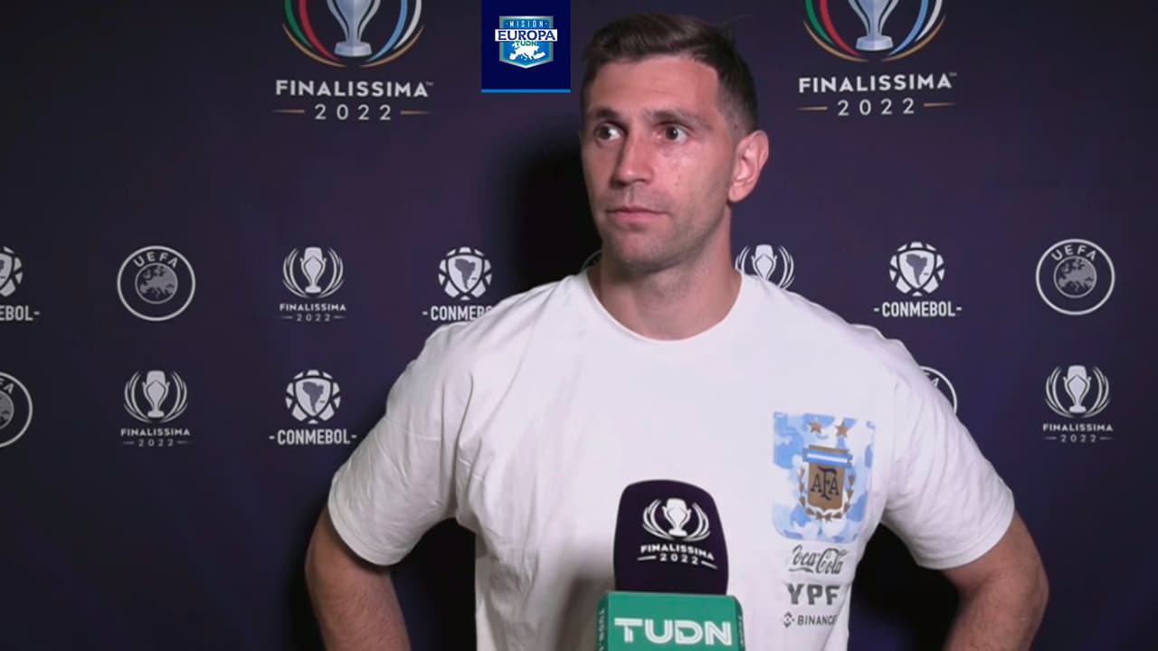 Dibu y su elogio a Messi: "Siempre seremos candidatos porque tenemos al mejor del mundo"