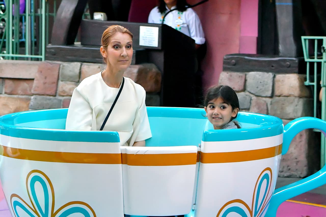 Tras la muerte de su esposo, Céline Dion sigue adelante con su vida.