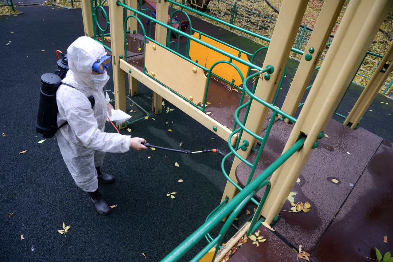 Permitir que los niños del estado los utilicen es comparable con las exenciones en el toque de queda que les permiten a los adultos salir a ejercitarse o correr en los parques y espacios públicos al aire libres. A continuación, te mostramos las reglas: