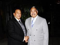 Clinton y Obama compiten por apoyo negro