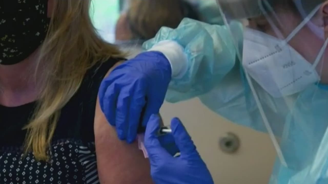 Gobernador Abbott asegura que Texas está listo para distribuir vacuna contra Covid-19 