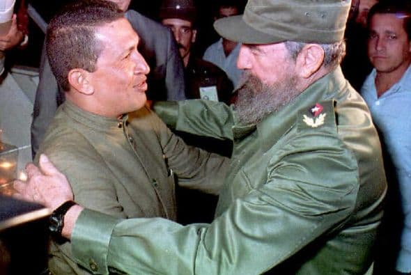 Hugo Chávez visitó La Habana por primera vez al salir de prisión, en diciembre de 1994.