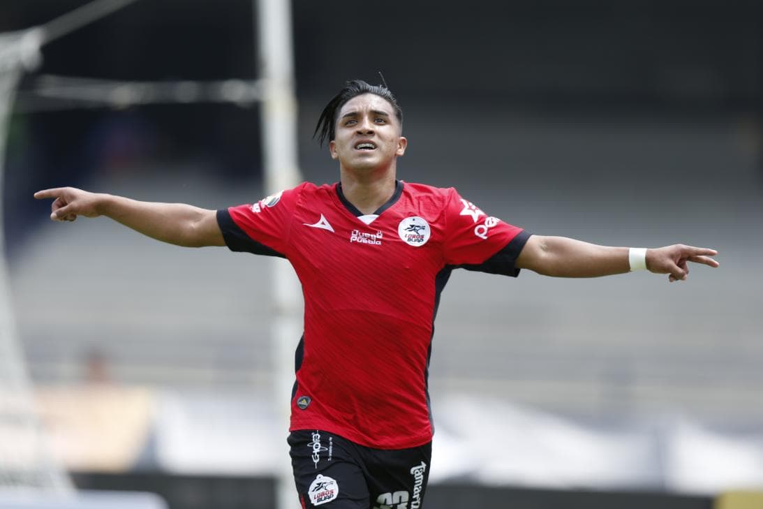 Michael Chirinos (Honduras) - Ante los panameños el jugador de Lobos BUAP entró al minuto 63 y ante los chilenos al 66'.