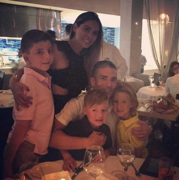 Incluso, la conductora mexicana ha dicho en sus redes sociales que los cuatro son los hombres de su vida.