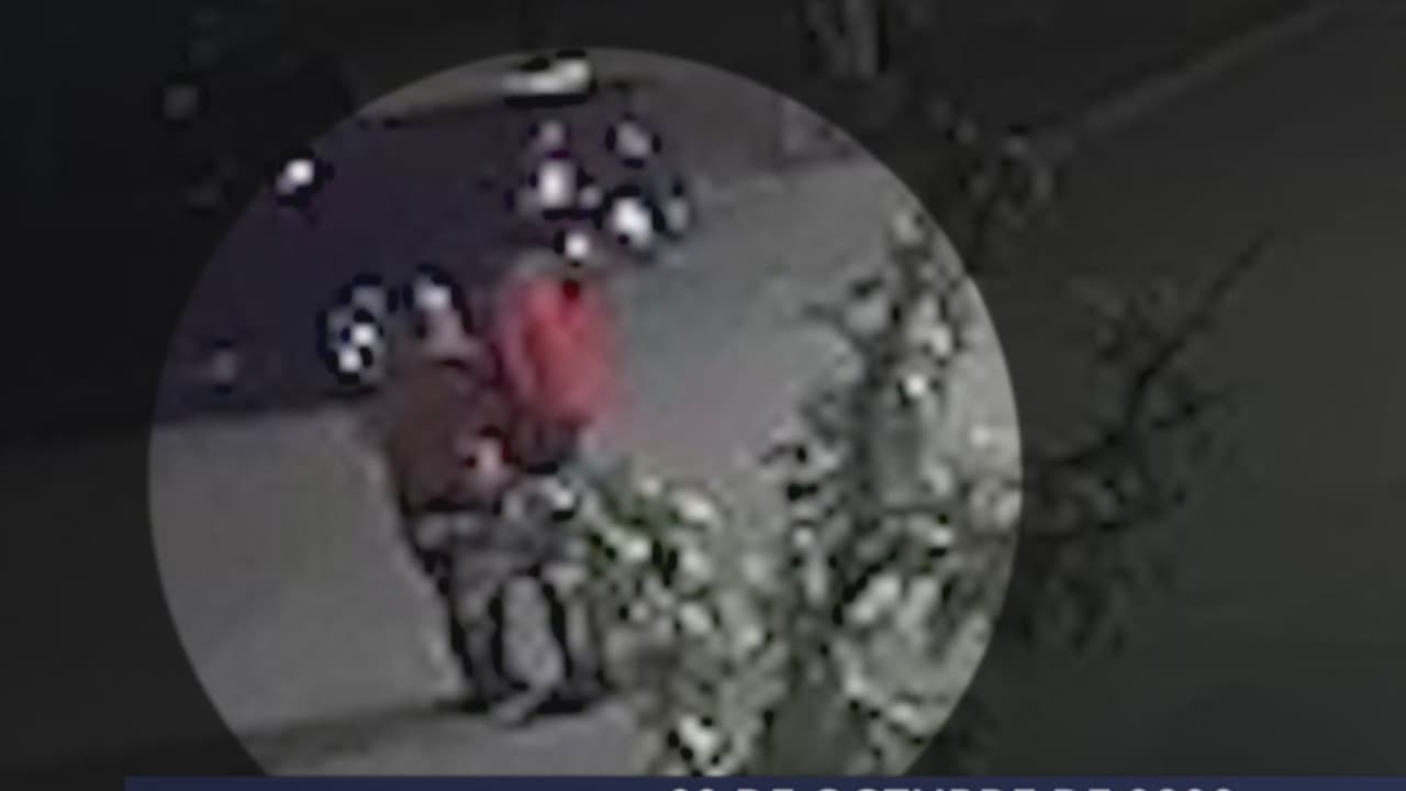 Video muestra el asalto a mano armada de una madre hispana en Oak Cliff