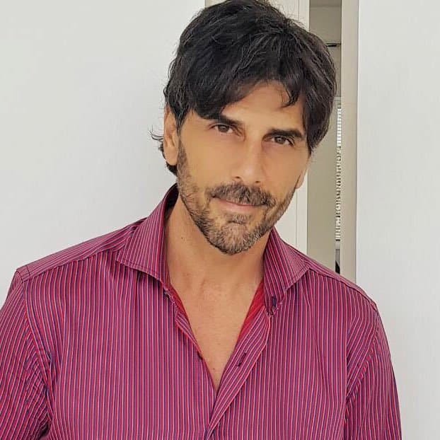 En São Paulo se encuentra trabajando en un restaurante del que su primo es dueño: “Está ayudando a su primo, que es el dueño del local. Colabora en la organización y administración del lugar como para mantener activa su cabeza", reseña periódico
<a href="https://www.clarin.com/espectaculos/juan-darthes-consiguio-trabajo-restaurante-brasil_0_m5Fyey1Th.html">El Clarín</a>.
<br>