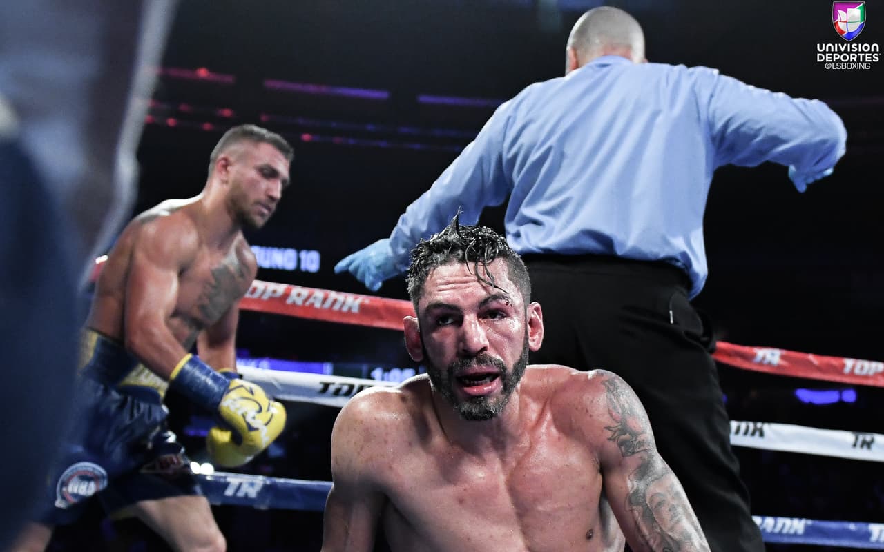 Jorge Linares y Vasyl Lomachenko brindaron la pelea del primer semestre del 2018 en el Madison Square Garden. El venezolano mandó al ucraniano a la lona en el sexto round, pero éste se levantó para terminar la contienda en el décimo asalto con un fulminante gancho al hígado. De esta forma, Lomachenko se convirtió en el campeón mundial ligero de la AMB y obtuvo se tercer título en tres categorías de peso diferentes (pluma, superpluma y ligero).