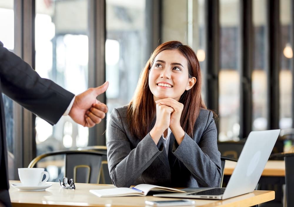 <b>Trabajo -</b>
<br>Tendrás pronto una oportunidad excepcional de exponer tus puntos de vista y tus compañeros de trabajo y superiores te prestarán mucha atención.