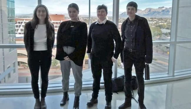 Voluntarias que dejaron agua y comida para migrantes en el desierto de Arizona fueron multadas y sentenciadas a libertad condicional