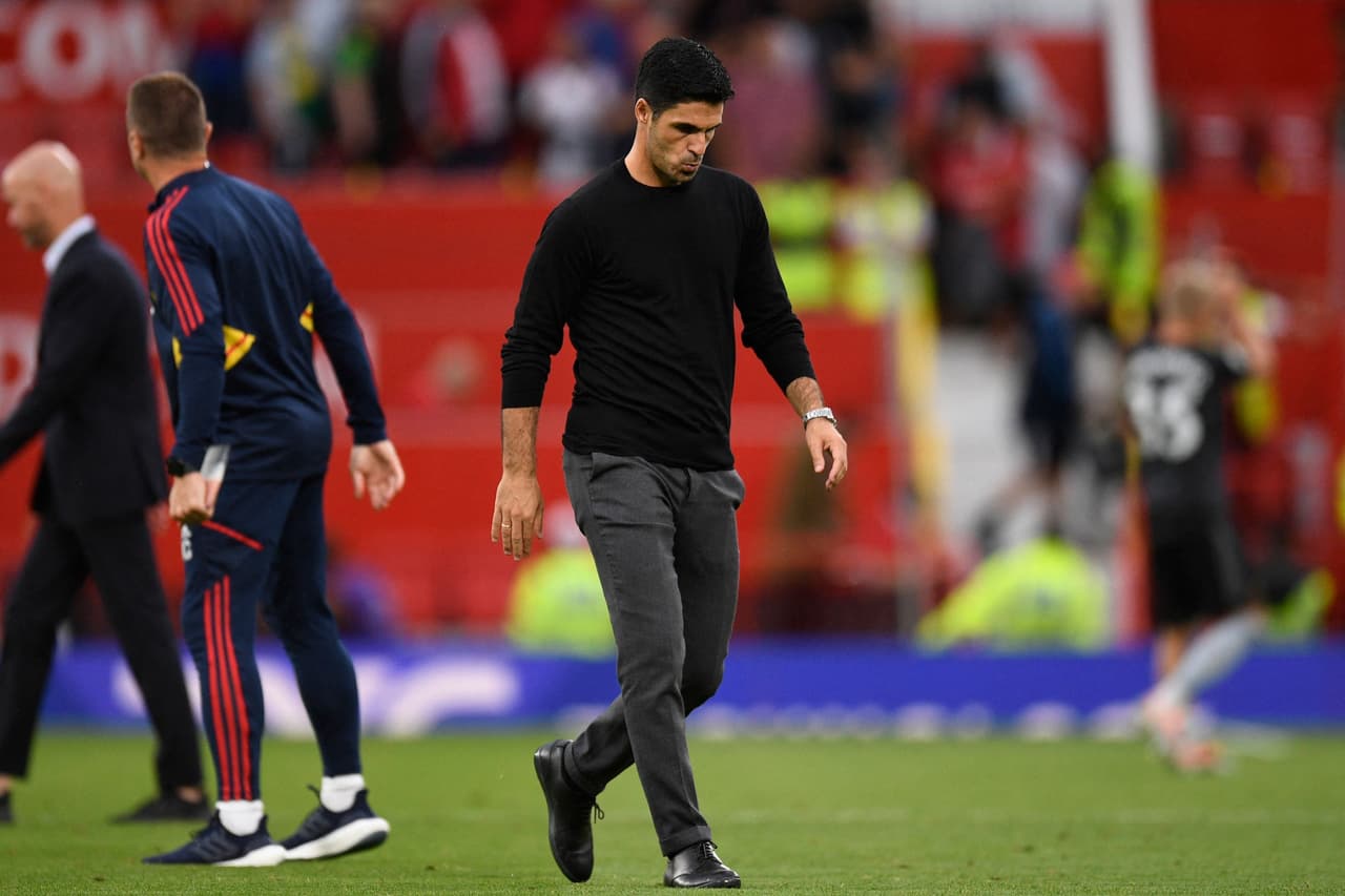 Manchester United venció al Arsenal con un doblete de Marcus Raschord y otro tanto de Antony, quien tuvo así un debut de ensueño.