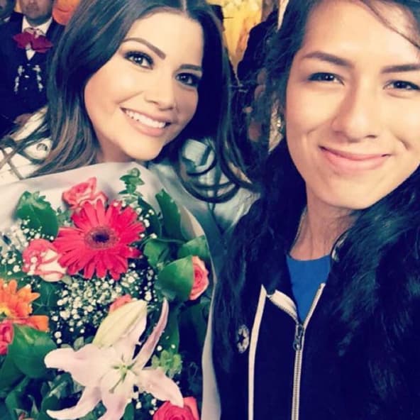 Nuestra Ana Patricia se encontró con la quinceañera, a quien sorprendió el día de su festejo.