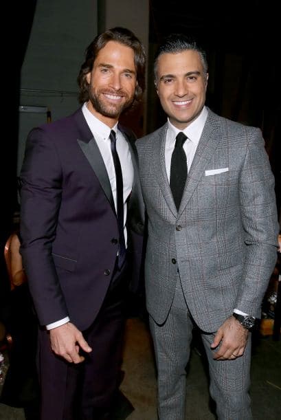 Una vez bajaban del escenario y durante la alfombra verde, se dieron la tarea de abrazarse, tomarse una que otra selfie y echarse uno que otro cuentito. ¡Y lo captamos todo!