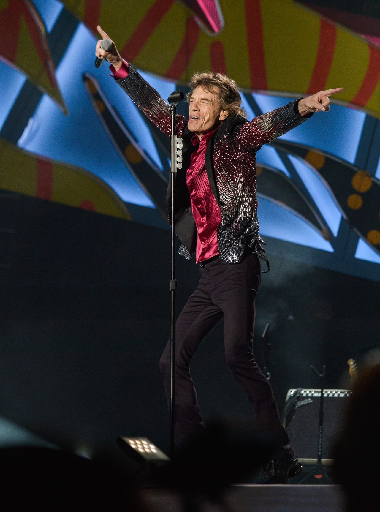 Mick Jagger tomó por asalto el escenario.