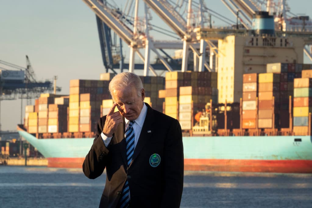 El presidente Biden promovió en Baltimore su proyecto de infraestructura, apoyado por ambas cámaras del Congreso.