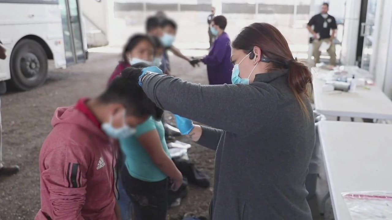 Los republicanos de Texas proponen cierre de la frontera y deportación de indocumentados