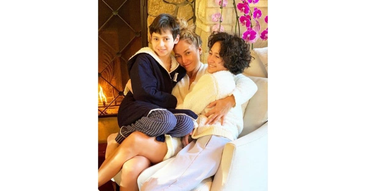 Jennifer López con Emme y Max