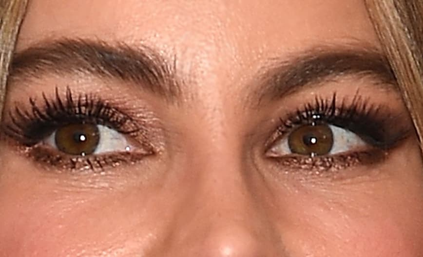 Uno de sus mayores encantos es la mirada y claro, además es colombiana... ¿adivinaste?