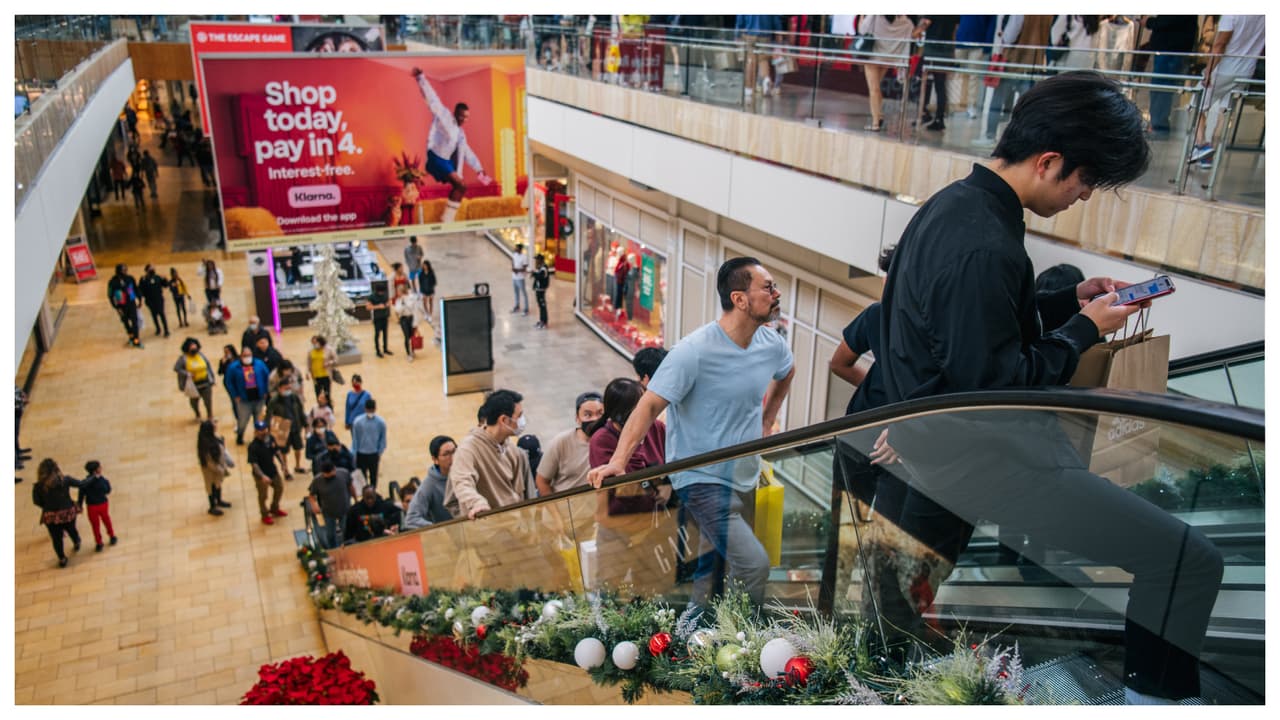 Evite un aprieto financiero de fin de año y planifique sus gastos