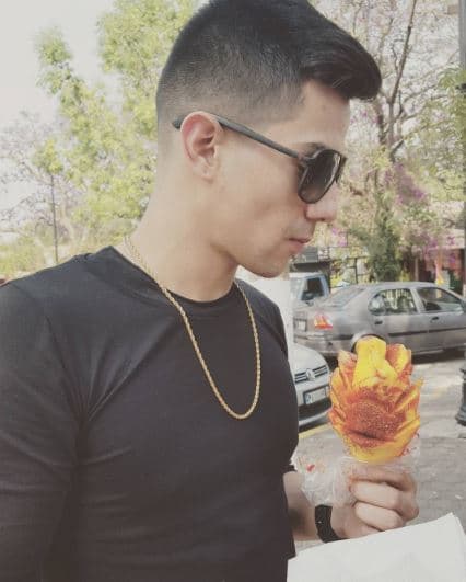 La comida es su debilidad.