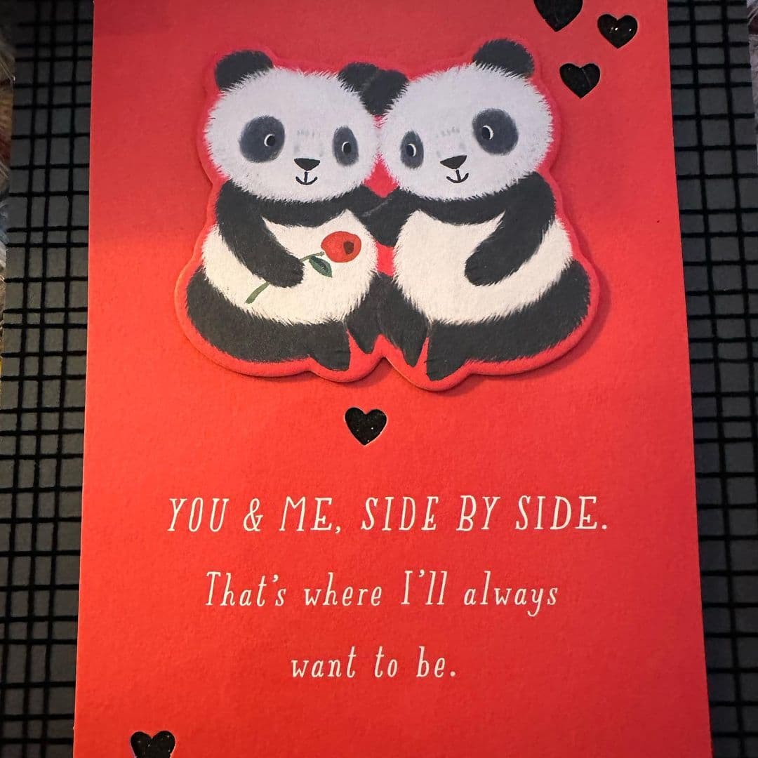 Además de este detalle, Mily lo sorprendió con un obsequio más. 
<br>