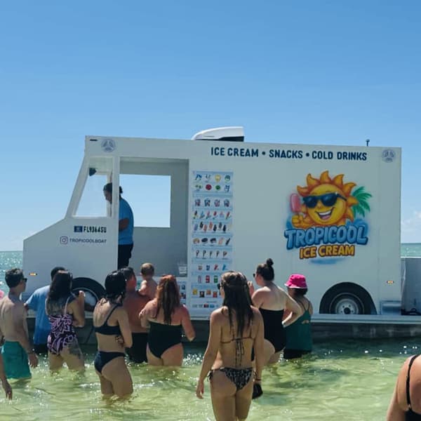 El camión de helados flotante que se volvió viral en Florida