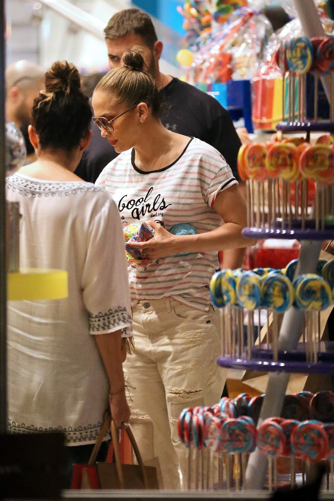 Es una mami súper consentidora.