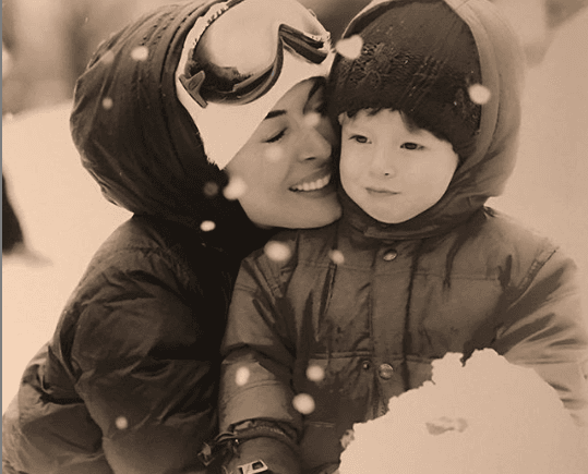 Desde que Galilea se convirtió en mamá en el 2012, no ha dejado de demostrar lo orgullosa que está de su hijo Mateo y conforme han pasado los años nos ha cautivado con la increíble conexión que tienen. ¡Son inseparables!