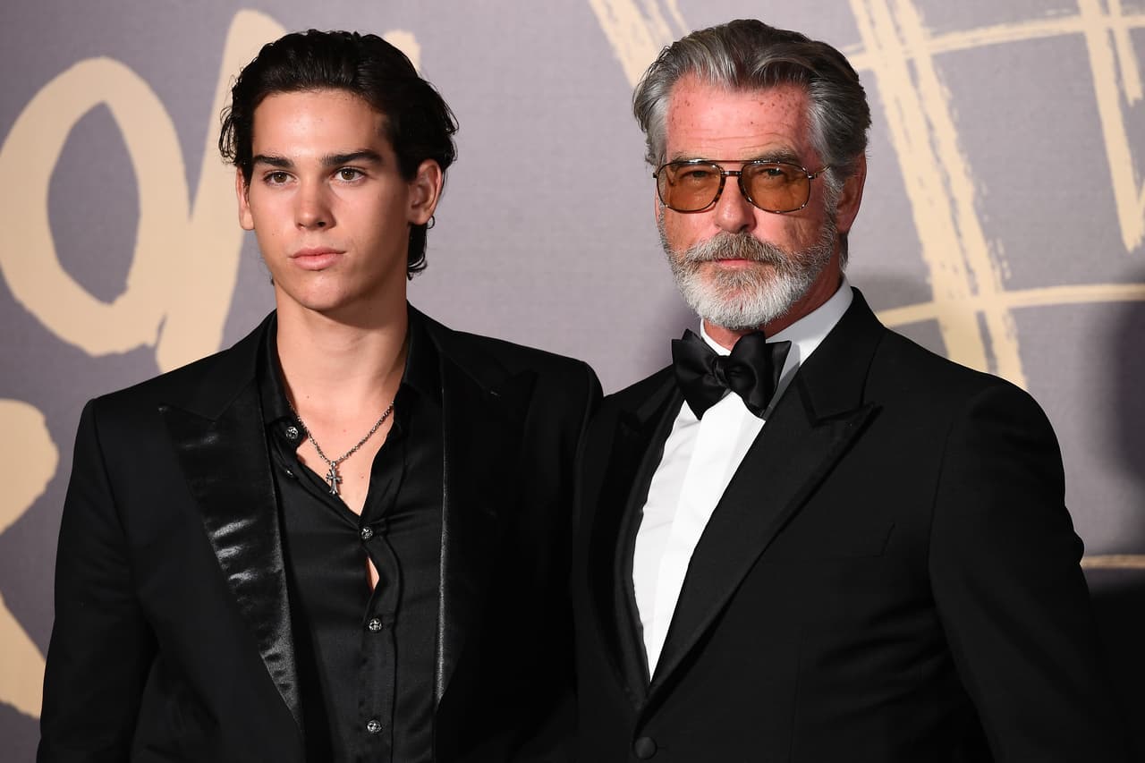 Paris Brosnan y Pierce Brosnan