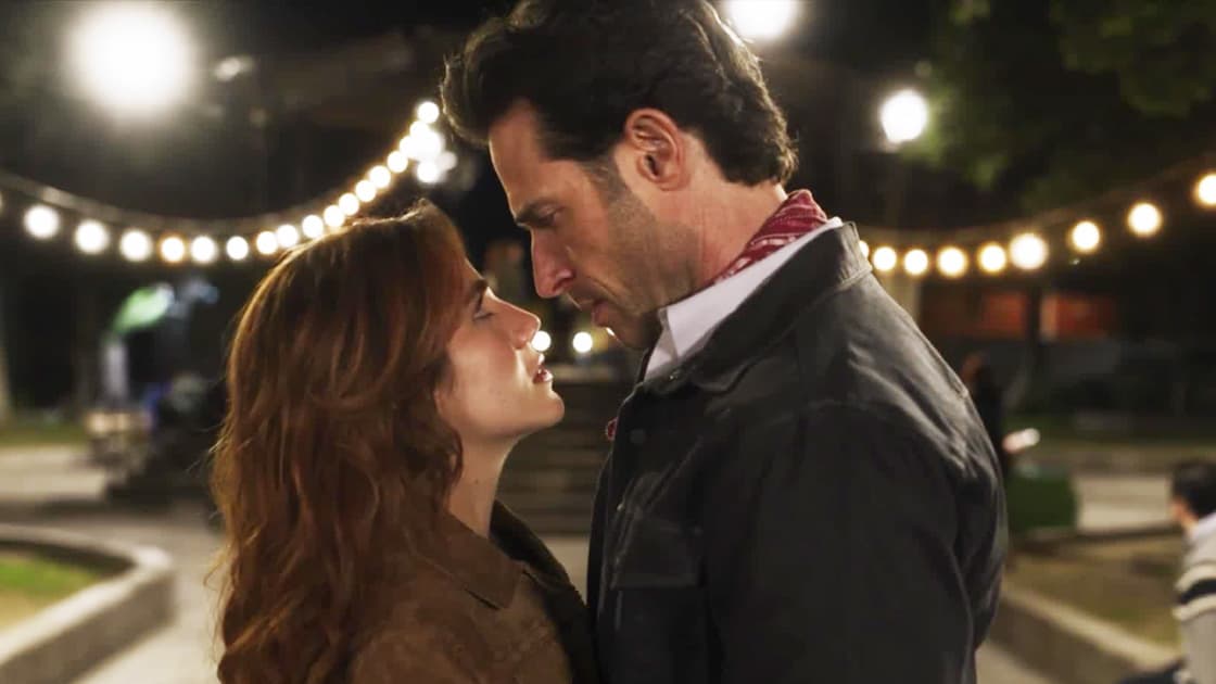 Renato confiesa que ama profundamente a Bárbara | Mi Rival | Capítulo 19