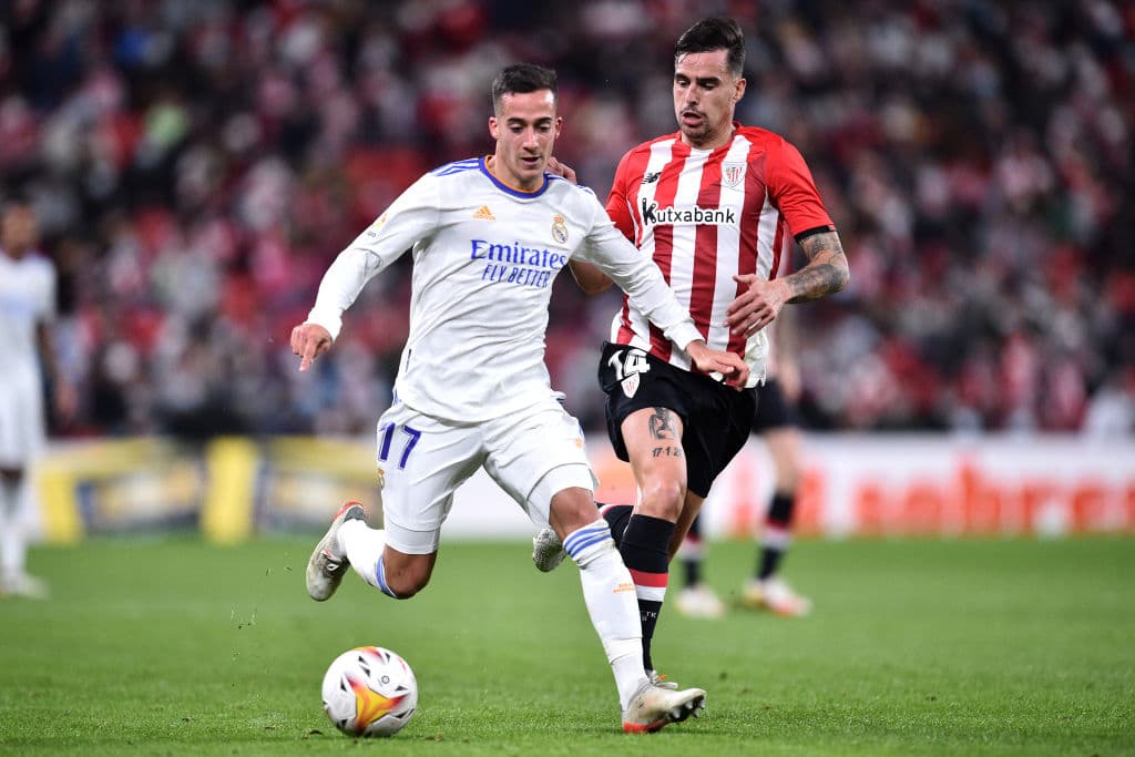 karim Benzema se echa el equipo al honbro y su doblete en los primero 10 minutos de partido le dan los puntos al Madrid luego de vencer 1-2 al Athletic de Bilabo.