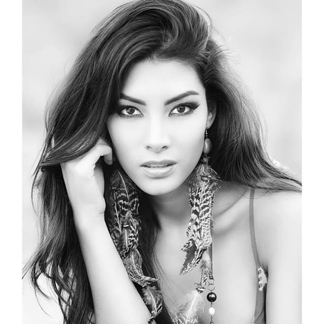 "Yo opino que todos los países tienen el derecho de decidir quién entra, pero no se puede hacer de una manera insultante; ante todo el respeto y dignidad", opinó en entrevista con el diario mexicano.