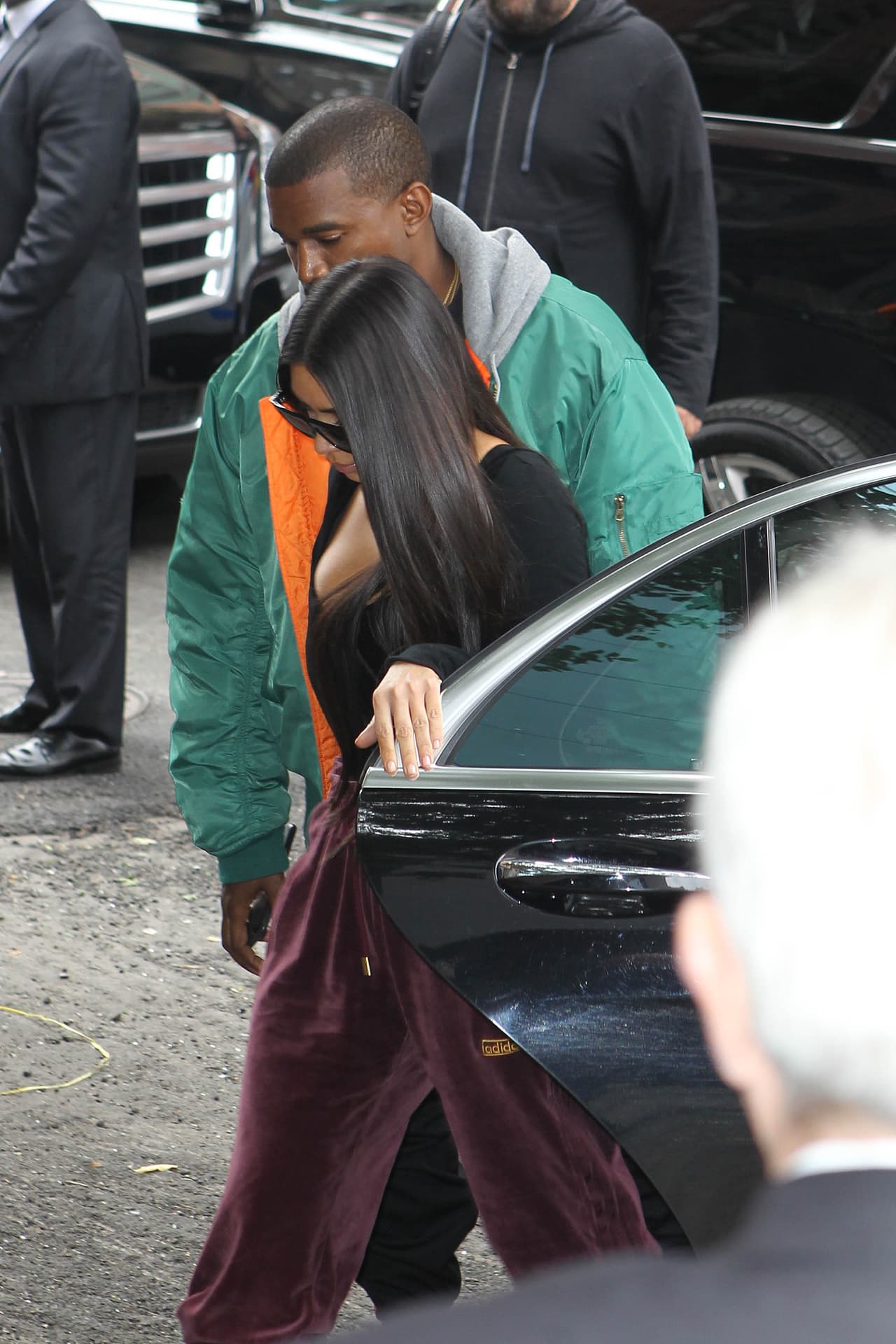 De inmediato se puso en contacto con su mujer.