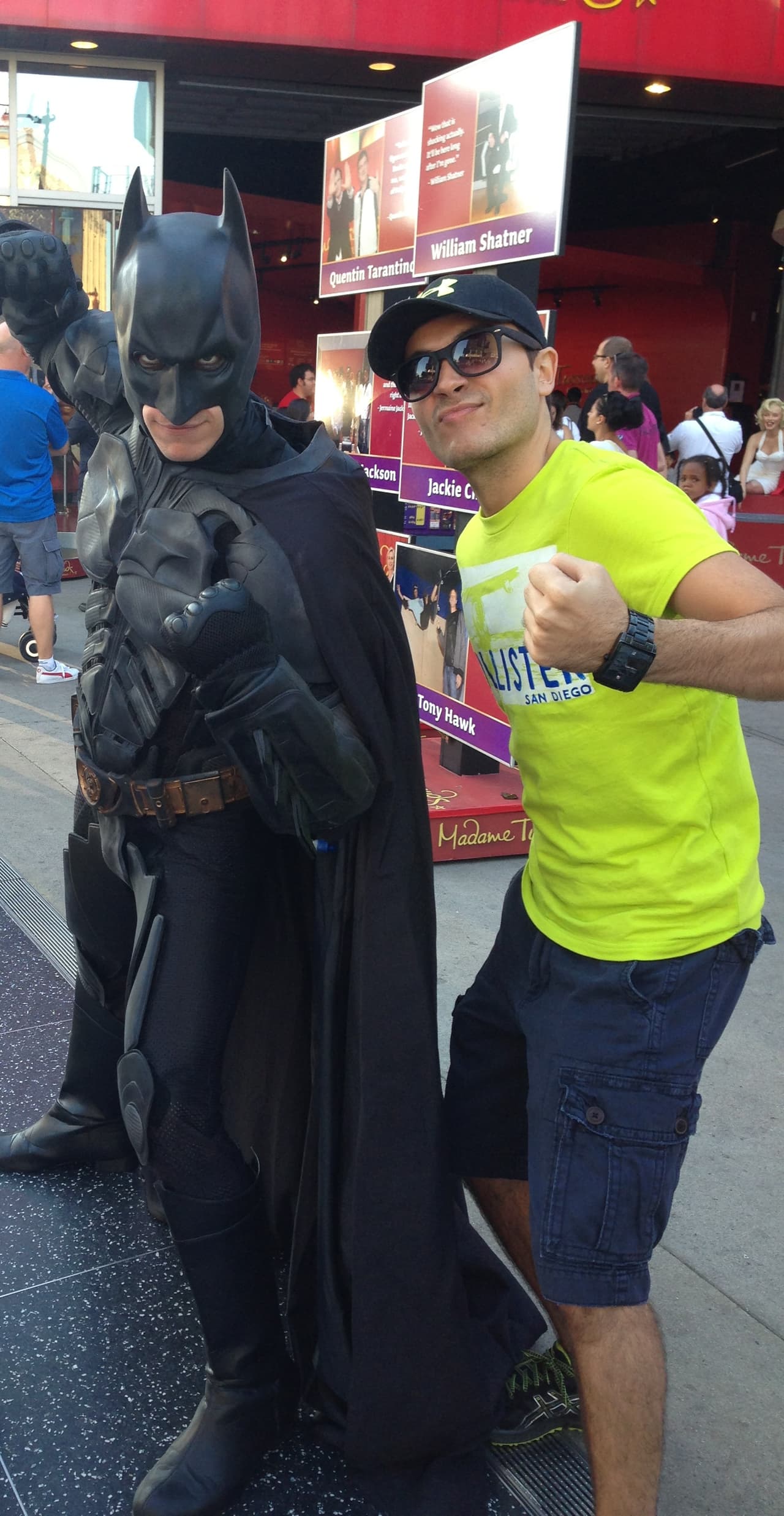 Jorge ama tanto la música que hasta canta mientras duerme. What a cutie!