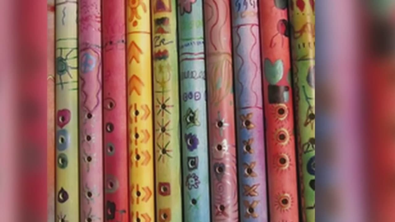 Investigan a maestro por entregar flautas con semen a varios estudiantes de primaria en California