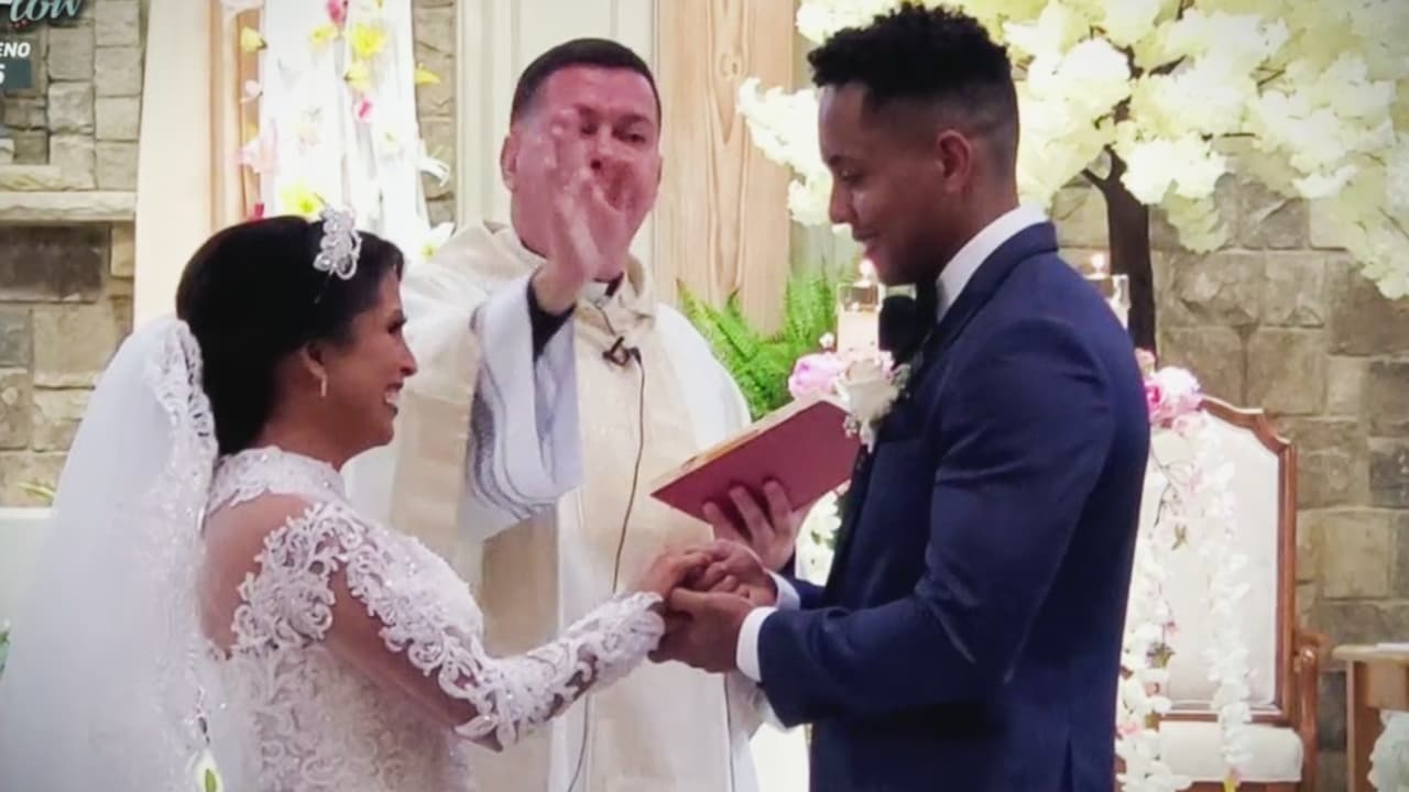 En abril de 2021, y tras un año de noviazgo, 
<b><a href="https://www.univision.com/shows/enamorandonos/asi-fue-la-boda-de-daniela-y-darwin-la-primera-pareja-que-se-enamoro-en-el-show-video" target="_blank">la amorosa y su flechado caminaron hacia el altar</a></b>.