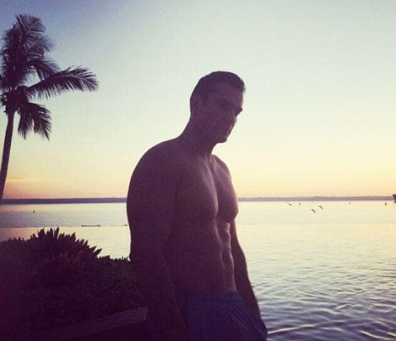 En sus inicios en la actuación participó en series norteamericanas como Buffy, la cazavampiros, E.R., The Shield y Boston Public.