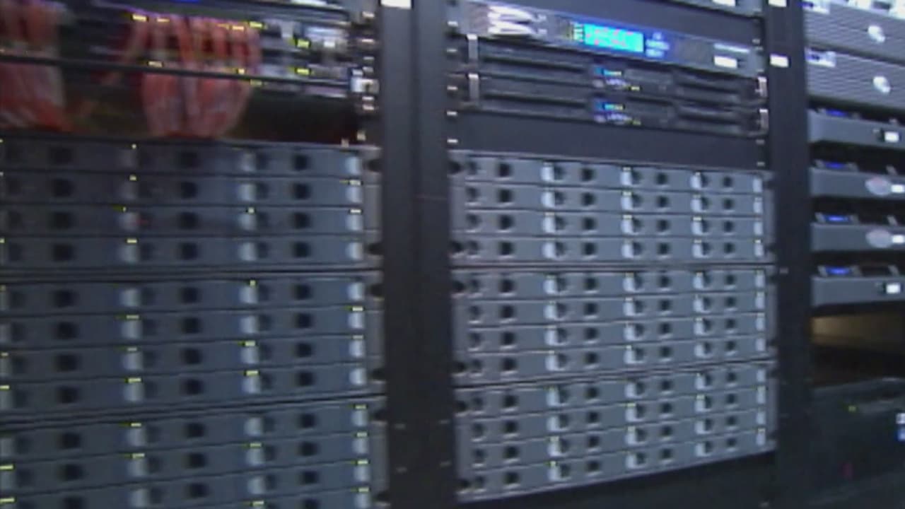 Restablecen el sistema de operaciones digitales en Kingman tras un ataque cibernético