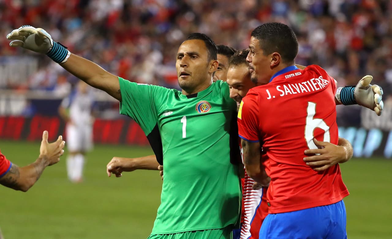 <b>Grupo E. Keylor Navas (Costa Rica) - </b>el portero del Real Madrid no se ha salvado de la regular campaña que está teniendo su equipo. Ha recibido 22 goles en La Liga, en la cual ha atajado en 19 partidos.