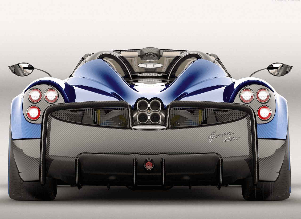 La aerodinámica de todo superauto es un punto clave en su diseño, así es que el Pagani Huayra Roadster posee dos deflectores a ambos lados de su cuádruple tubo de escape. Permanecen las luces con tres círculos.