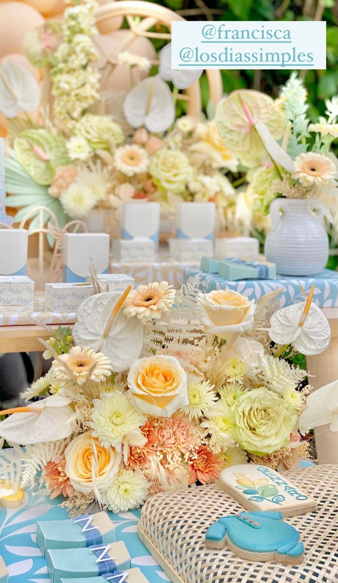 A través de las redes sociales, Francisca compartió con todos sus seguidores una serie de fotografías del baby shower, en donde se pudieron apreciar los detalles de la celebración y los invitados que asistieron.