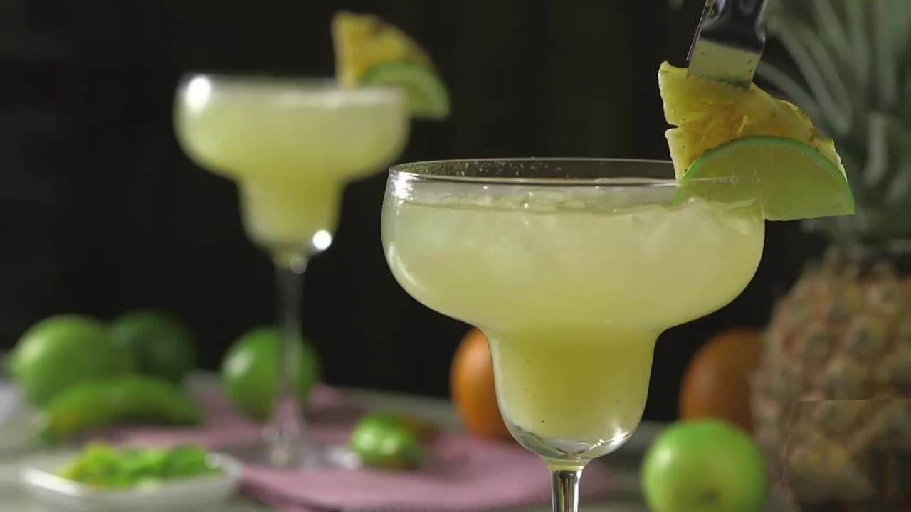 Margarita de piña a la plancha