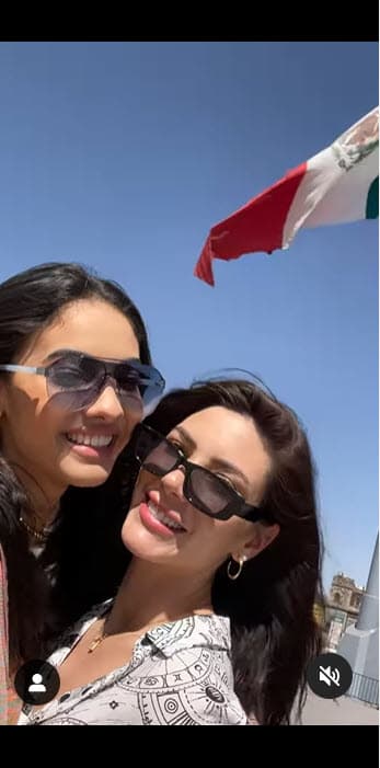 Por ejemplo, viajaron a México, en donde visitaron algunos puntos clave de ese país. Hasta ahora, las chicas no han dado a conocer a dónde se irán de viaje de bodas. 
<br>