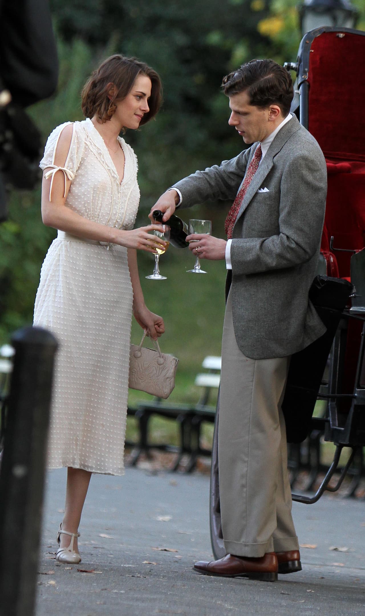 Por otro lado, Jesse Eisenberg ha hecho roles con un estilo similar al que hemos visto en esta filmación.