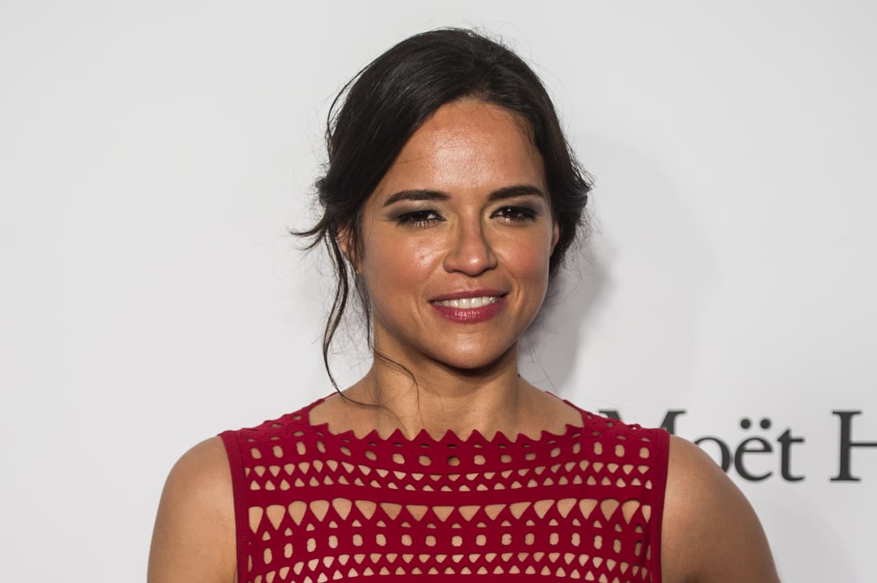 Michelle Rodriguez, nació en San Antonio, Texas. Sus actuaciones más celebradas fueron en “Avatar”, “Girlfight”, “Vintage Model” y “The Exterminating Angel”.