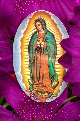 <b>Basilica of the National Shrine of the Little Flower </b>en San Antonio | Esta iglesia tendrá la Serenata y las Mañanitas a Nuestra Señora de Guadalupe a partir de las 6am de este jueves.