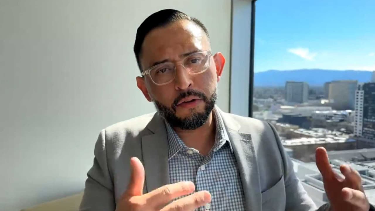 Concejal de San José Omar Torres arrestado por abuso infantil tras renunciar al Ayuntamiento