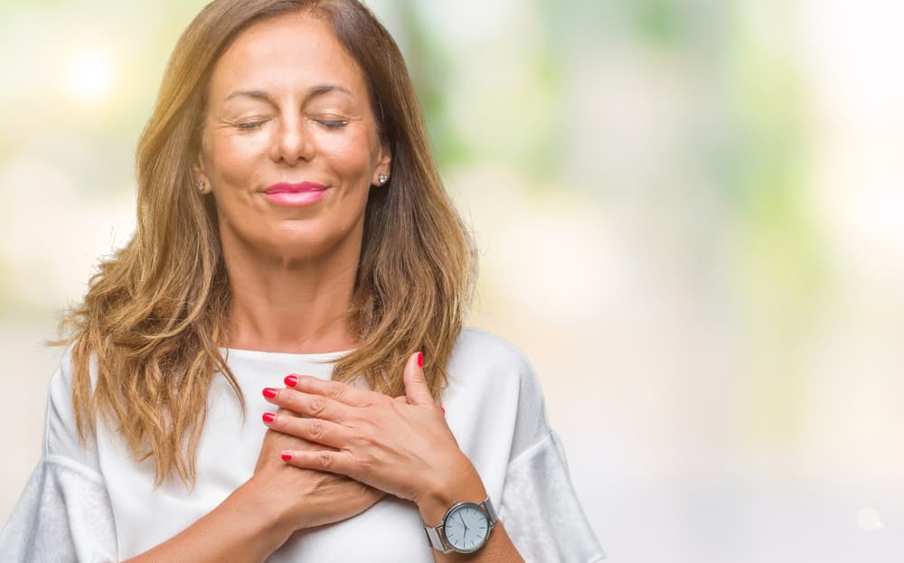 Así, nos brinda la fuerza de voluntad, de una manera armoniosa, suave y sensible para que volver a creer y que soñar sea posible. Simplemente hay que dirigir la intención y ponernos a trabajar.